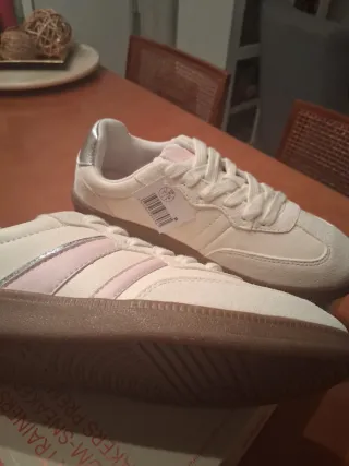 Deportivas beige y rosa T.38
