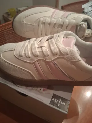 Deportivas beige y rosa T.38