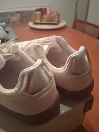 Deportivas beige y rosa T.38