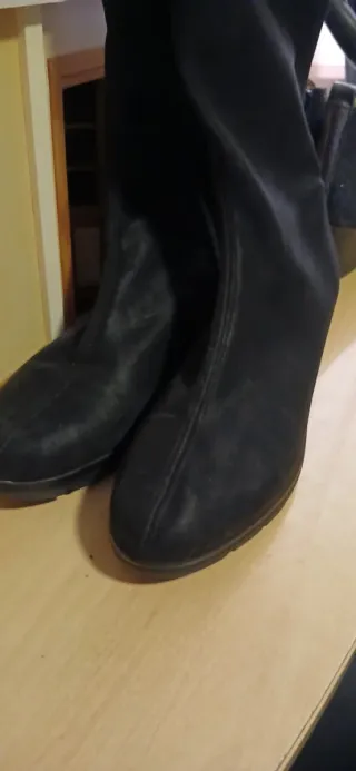 Botas elásticas negras altas