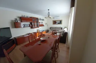 Conjunto  salón,muebles, mesa,sillas, sofas