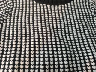 Jersey negro y blanco