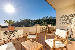 Piso en alquiler en Benahavís