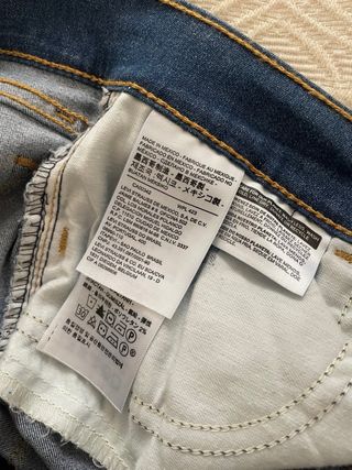 Pantalón pitillo Levi's 710 Super Skinny