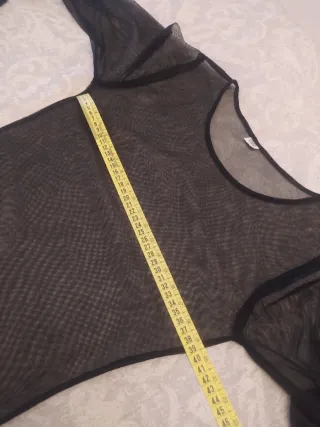 Camiseta transparente negra manga larga