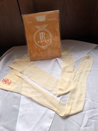 Medias vintage para liguero plumettis.