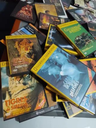 Lote DVDs Maigret, Wallander, Poirot, Holmes..