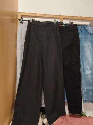 Lote 5 Pantalones y minifalda T 38