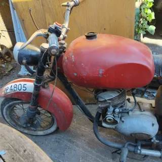 Derbi senda ,,,y moto ,,,ISO