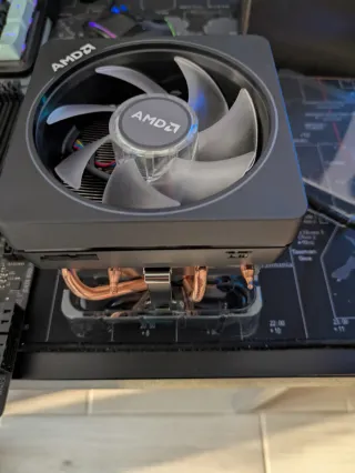 CPU AMD Ryzen 5 5600+biostar x370 GT3+ dissipatore