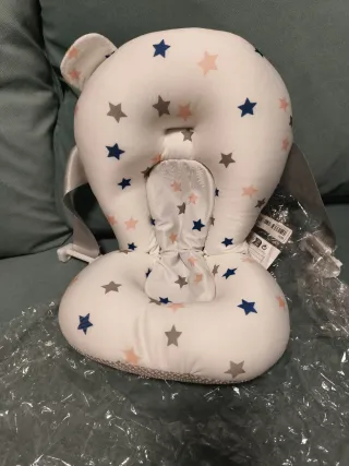 Cojín antivuelco bañera  estrellas bebé