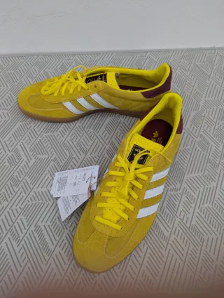 Adidas Gazelle Indoor W  T-44 2/3 y T-45 1/3