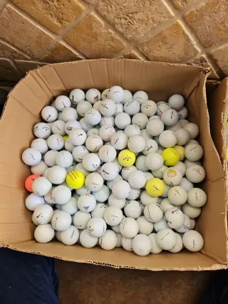 200 Bolas de Golf Variadas