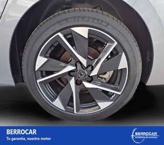 Peugeot 308 5P Allure Hybrid MHEV 145 e-DCS6