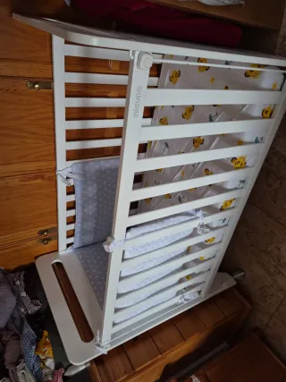 Cuna Micuna sin usar con colchón