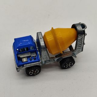 Betnoiera Perlini NJ24 Modellino 1/64