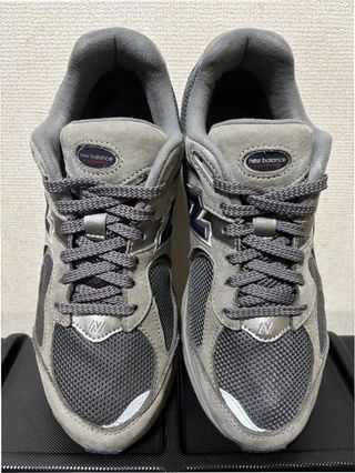 New Balance 2002R Talla 39.5 Gris/Azul