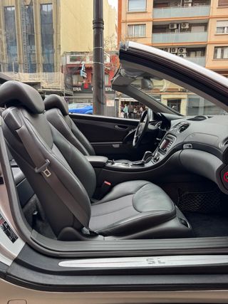 Mercedes-Benz  SL 2004
