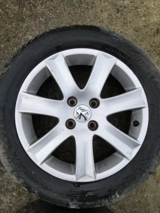 Llantas Peugeot207  2007 (4 unidades)