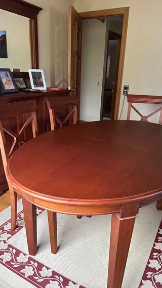 6 Muebles de salón y comedor de madera + 2 sofás