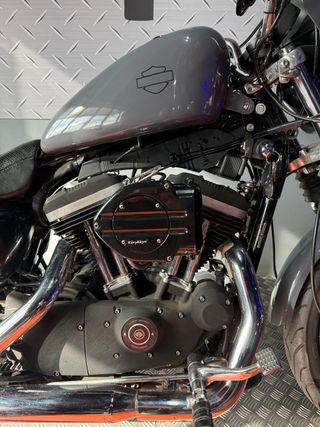Harley Davidson Sportster 883R