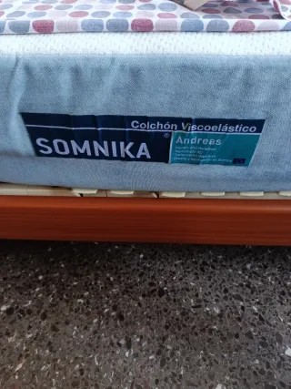 Cama articulada eléctrica.