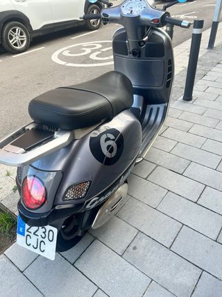 Vespa 200l granturismo