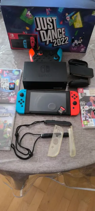 Nintendo Switch Blu/Rosso + Accessori