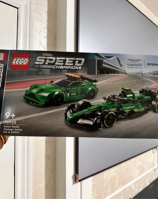 LEGO Speed Champions 76925 Aston Martin