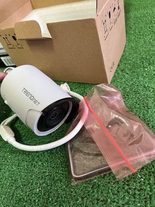 Cámara de Red TRENDnet Bala Día-Noche