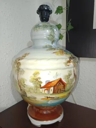 Lámpara de mesa cerámica antigua