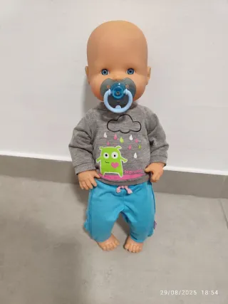 Muñeco Nenuco con chupete