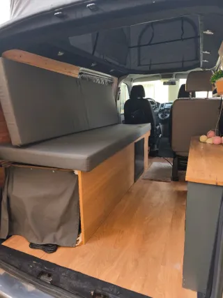 Volkswagen T5 camper