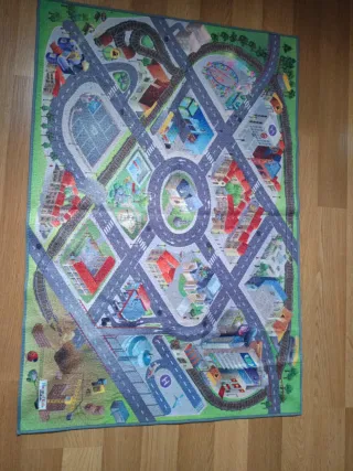Alfombra infantil diseño ciudad,  Imaginarium