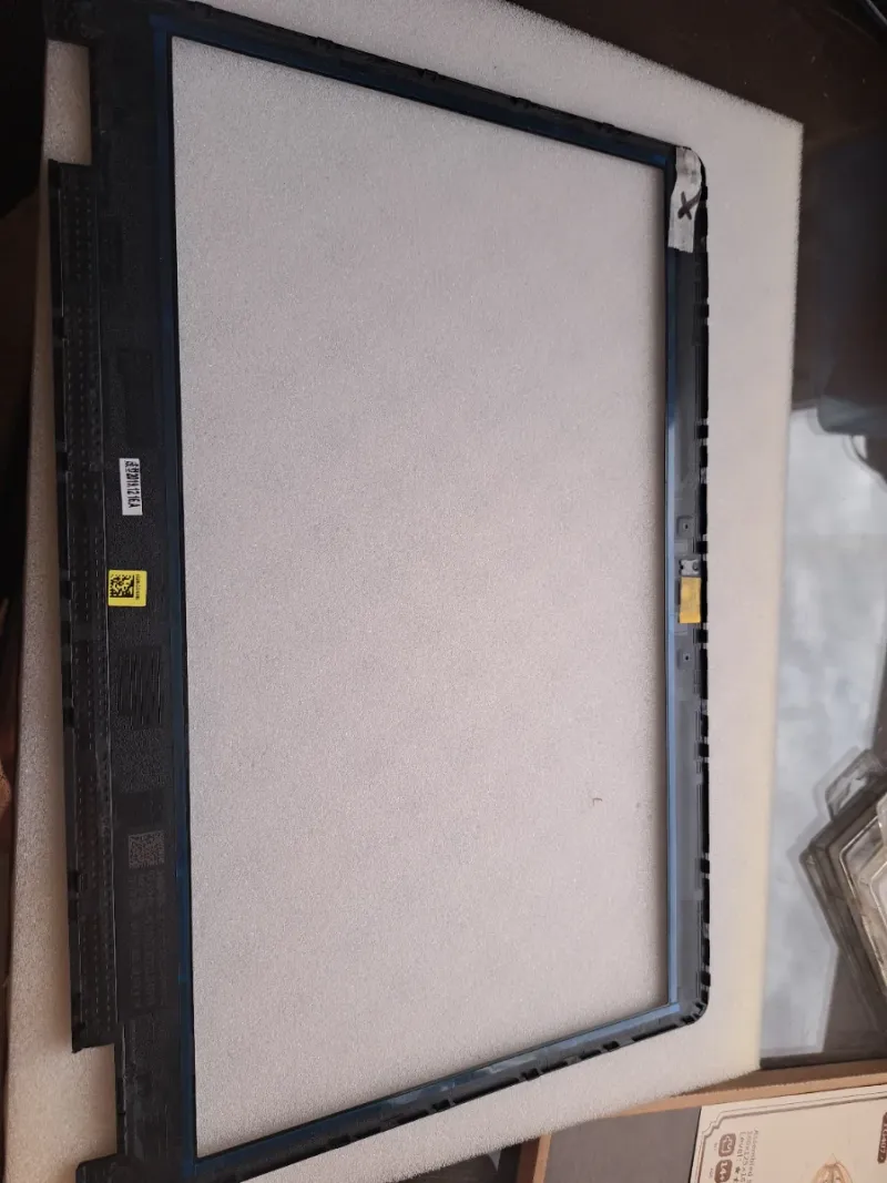 Marco bisel Dell Latitude 5490 OVRWJM afbeelding 2