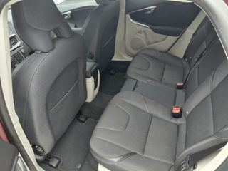Volvo V40 2014