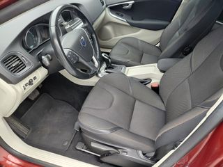 Volvo V40 2014