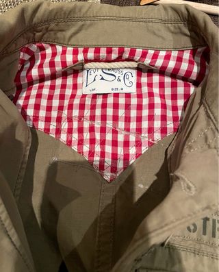 Chaqueta militar Levi's verde oliva