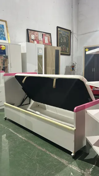 Cama infantil con almacenaje
