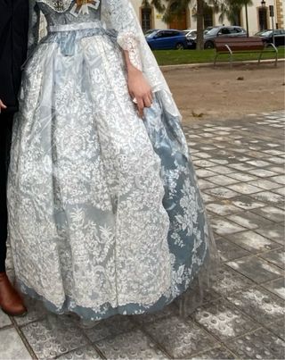 Falda fallera chubasquero transparente