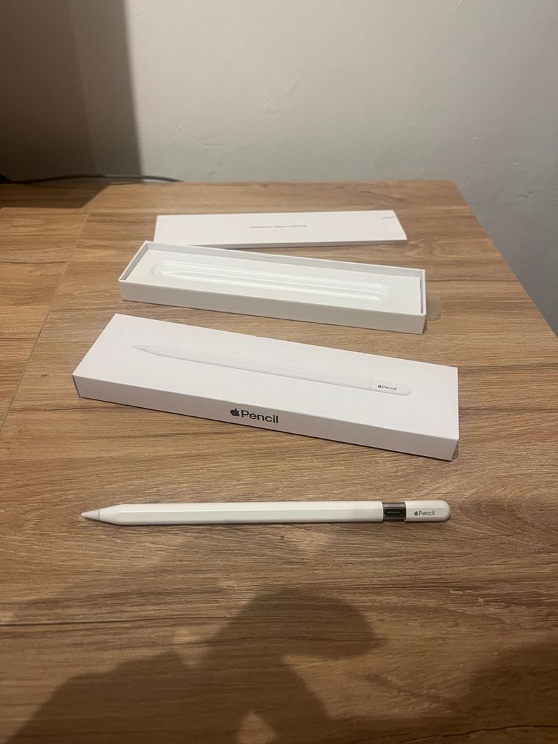 Apple Pencil USB-C sin usar