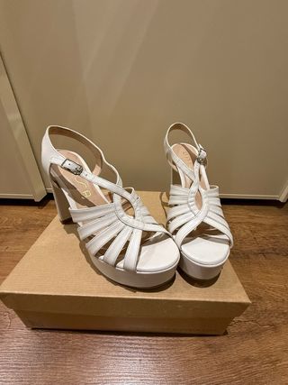 Sandalias Unisa Blancas Tacón Plataforma