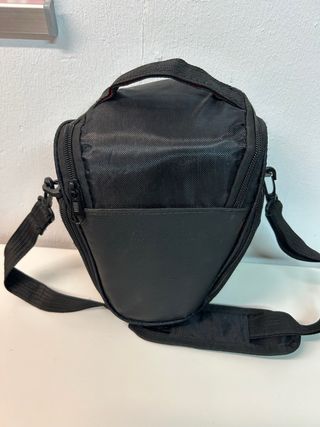 Cámara Nikon D7000 + Objetivo 18-55mm