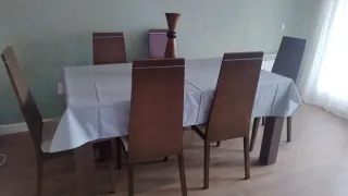 Juego de 6 sillas de comedor madera.