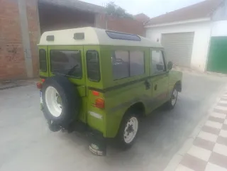 Land Rover Santana 1983