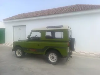 Land Rover Santana 1983