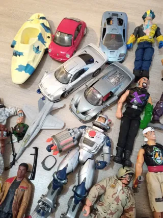 Lote Juguetes Varios: Coches, Figuras y Más