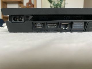 PS4 Slim + controller originale