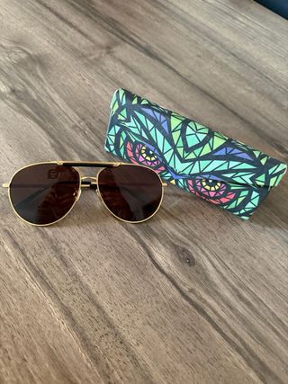 Gafas de sol mujosh eyewear doradas