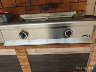 Cocina a gas con dos quemadores